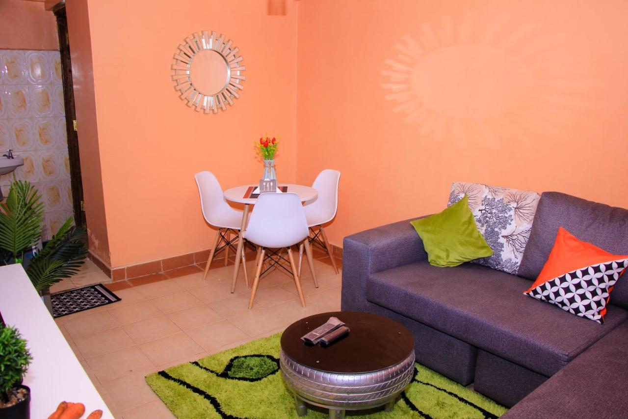 Cozy Homes 1 Bedroom House With Wi-Fi King Size Bed. Free Parking Naivasha Buitenkant foto